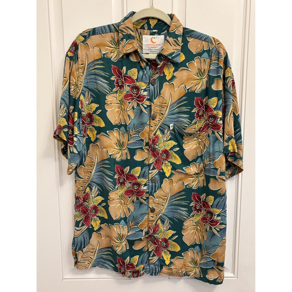 Pineapple Moon Men’s Hawaiian Shirt Medium Rayon Vintage 1077